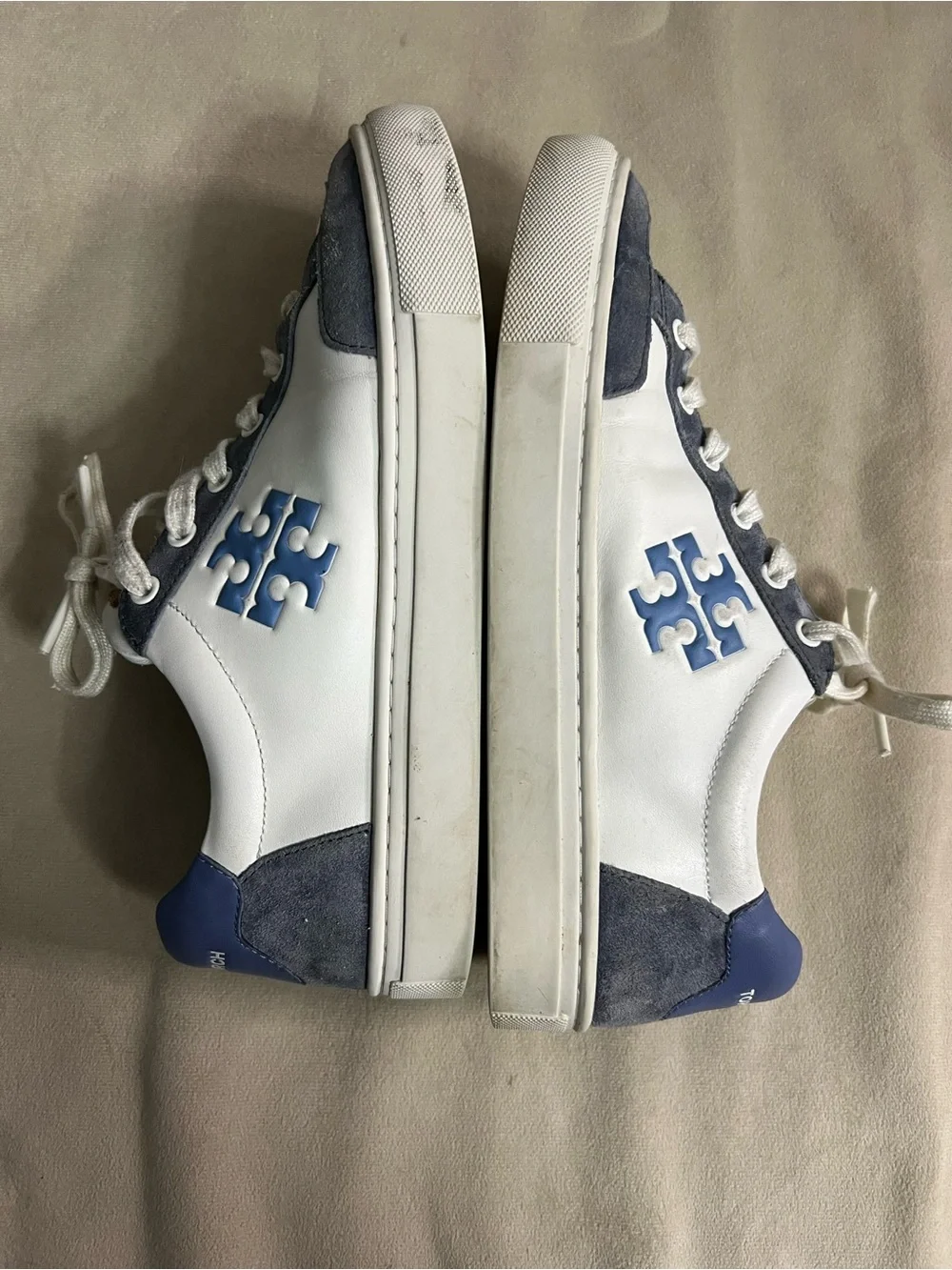 💙 Tory Burch Howell Court Leather Suede Sneakers White Navy Size 8M